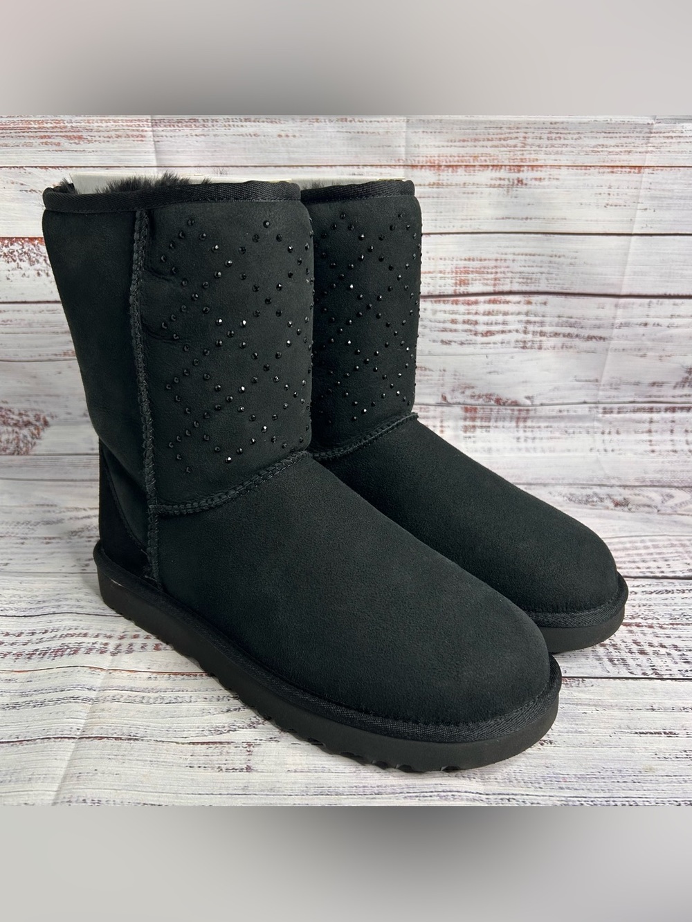 Ugg Classic Short Crystal Diamond Women’s Size 10